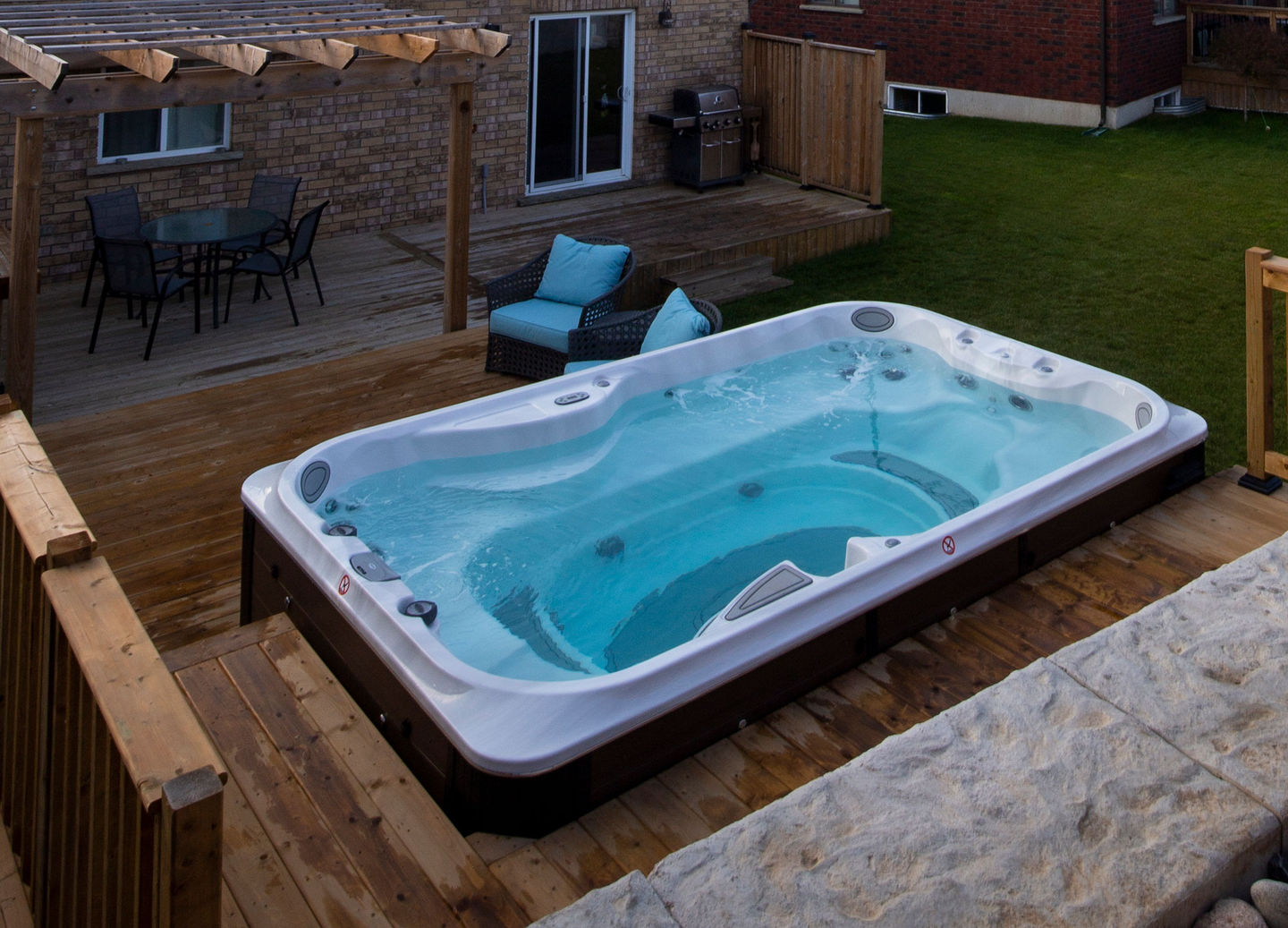 the biggest jacuzzi hot tub