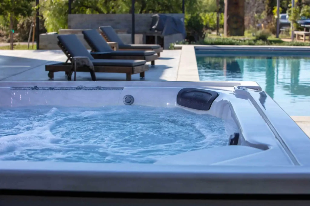 jht jlxl mid product01 jacuzzi